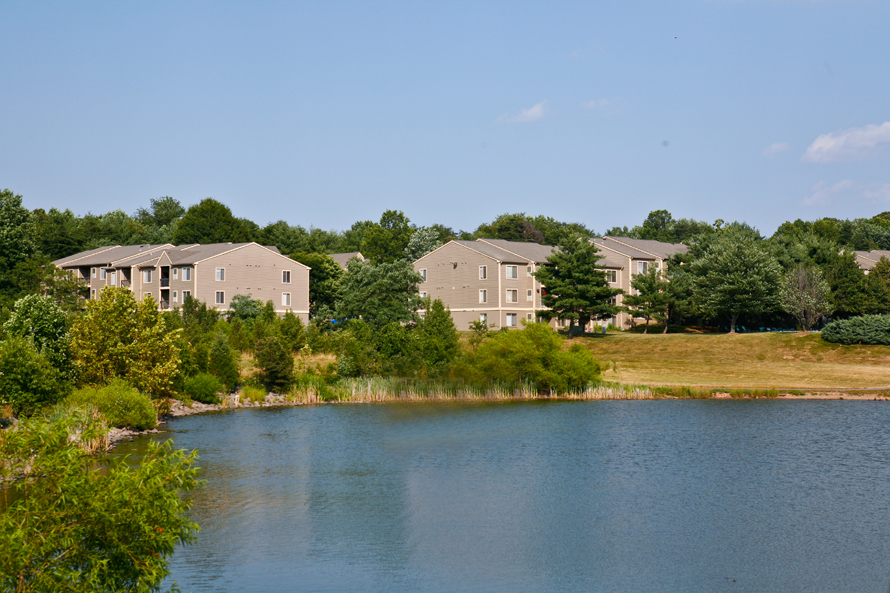 Apartments in Reston, VA Waterside